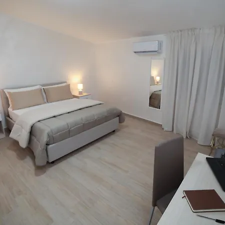 Bed & Breakfast - A