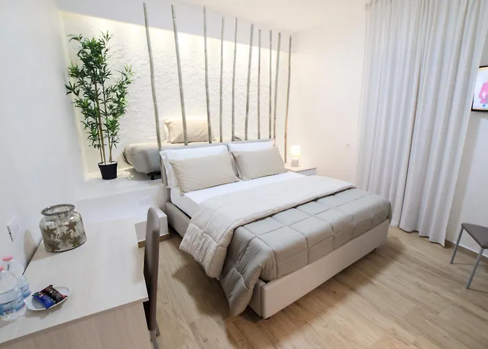 - A Panzió Castrovillari